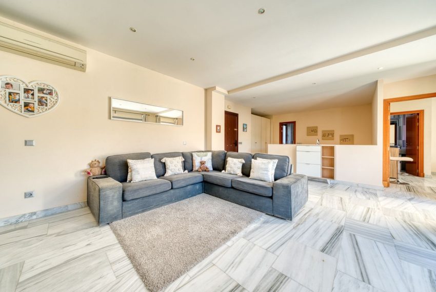 R5016931-Villa-For-Sale-Benahavis-Detached-4-Beds-280-Built-6
