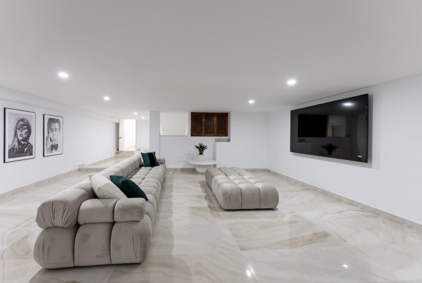 R5017051-Townhouse-For-Sale-Nueva-Andalucia-Terraced-4-Beds-310-Built-13