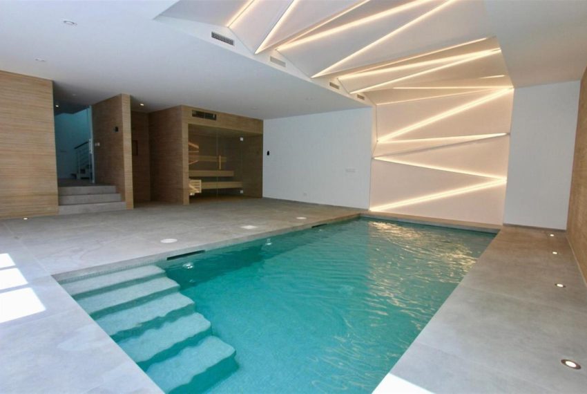 R5017102-Villa-For-Sale-El-Paraiso-Detached-5-Beds-454-Built-4