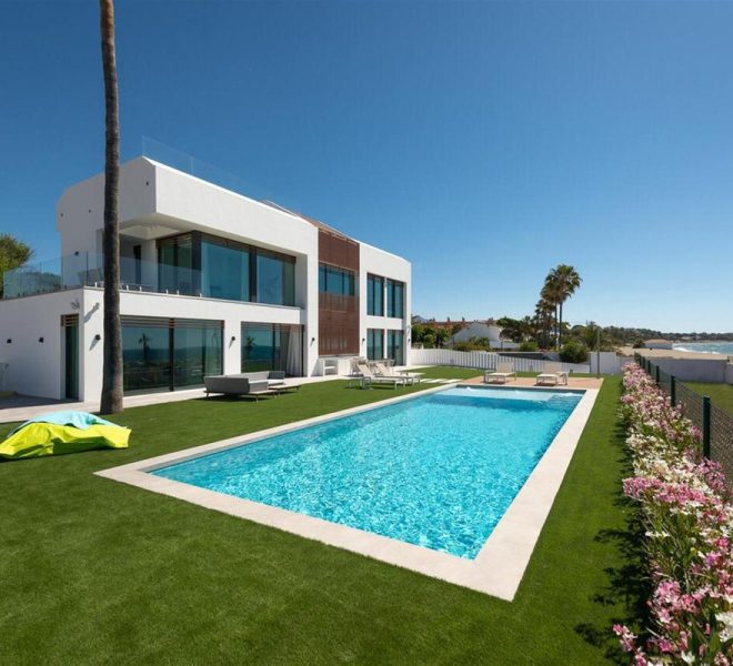 R5017102-Image 1-Detached - 5 Beds - 454 Built