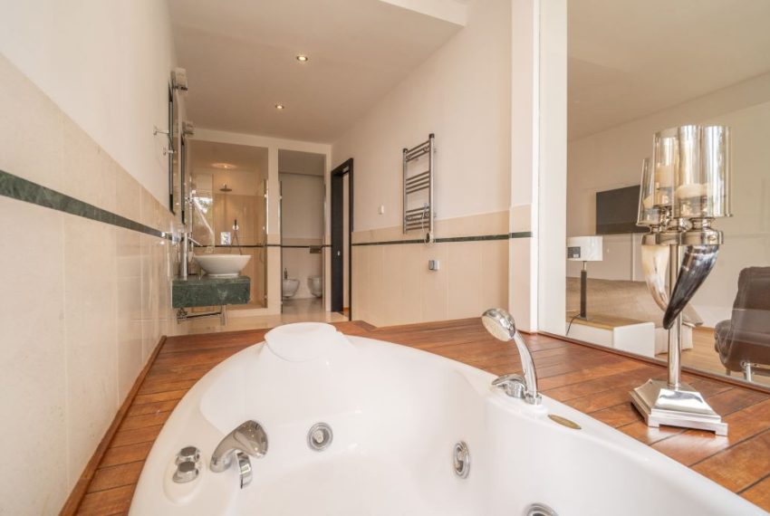 R5017132-Townhouse-For-Sale-Sierra-Blanca-Terraced-3-Beds-300-Built-6