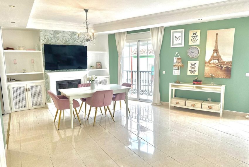 R5017267-Villa-For-Sale-Ojen-Detached-4-Beds-340-Built-4