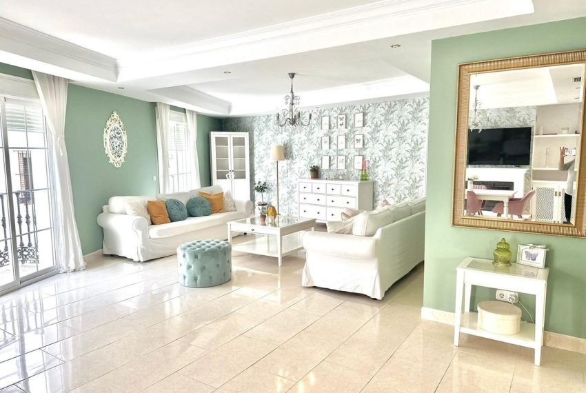 R5017267-Villa-For-Sale-Ojen-Detached-4-Beds-340-Built-7
