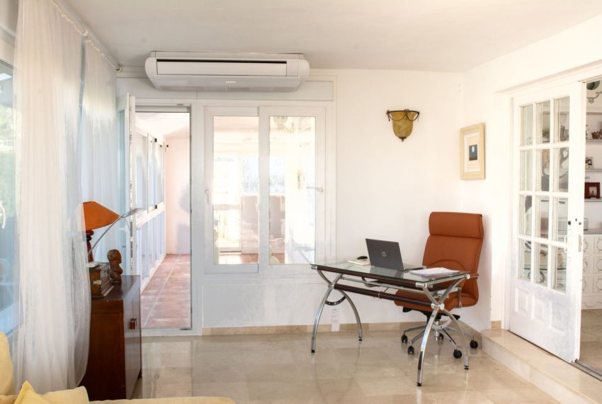 R5017348-Villa-For-Sale-Estepona-Detached-6-Beds-275-Built-13