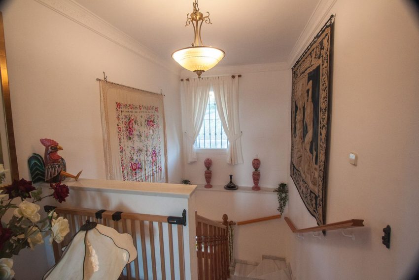 R5017591-Villa-For-Sale-Estepona-Finca-4-Beds-343-Built-16