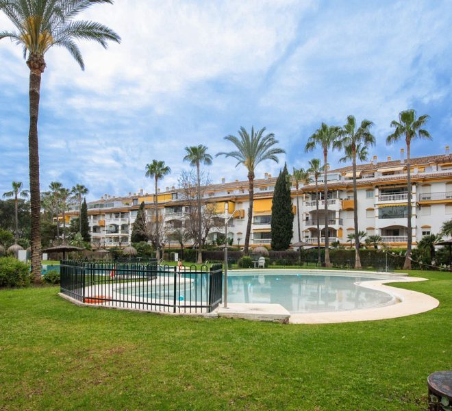 R5017843-Image 1-Penthouse - 2 Beds - 93 Built