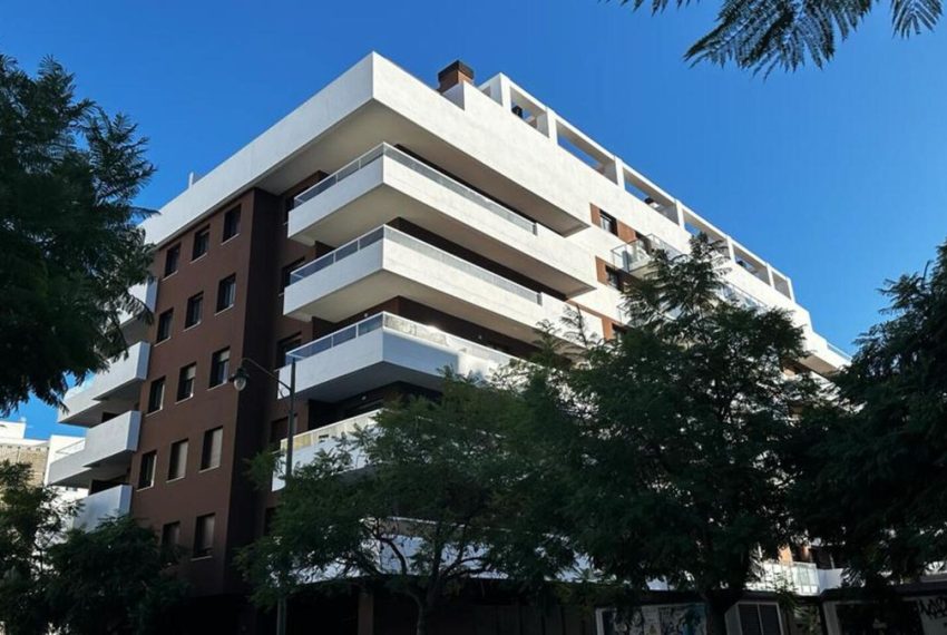 R5017918-Apartment-For-Sale-Estepona-Penthouse-2-Beds-76-Built