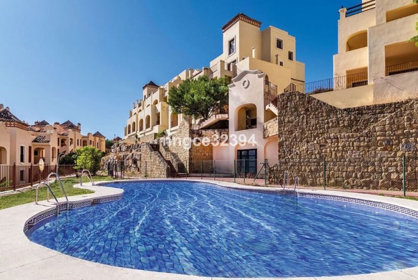 R5017942-Apartment-For-Sale-Estepona-Penthouse-2-Beds-125-Built