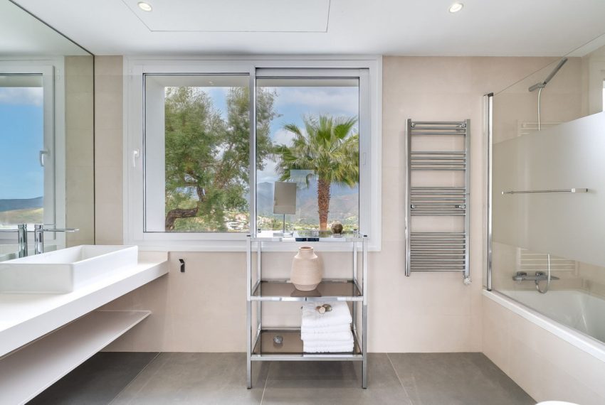 R5017963-Villa-For-Sale-La-Mairena-Detached-5-Beds-527-Built-11