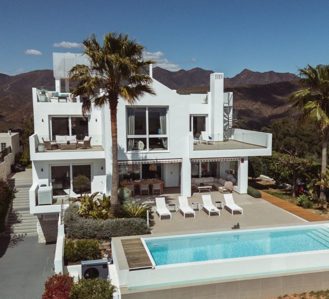 R5017963-Image 1-Detached - 5 Beds - 527 Built