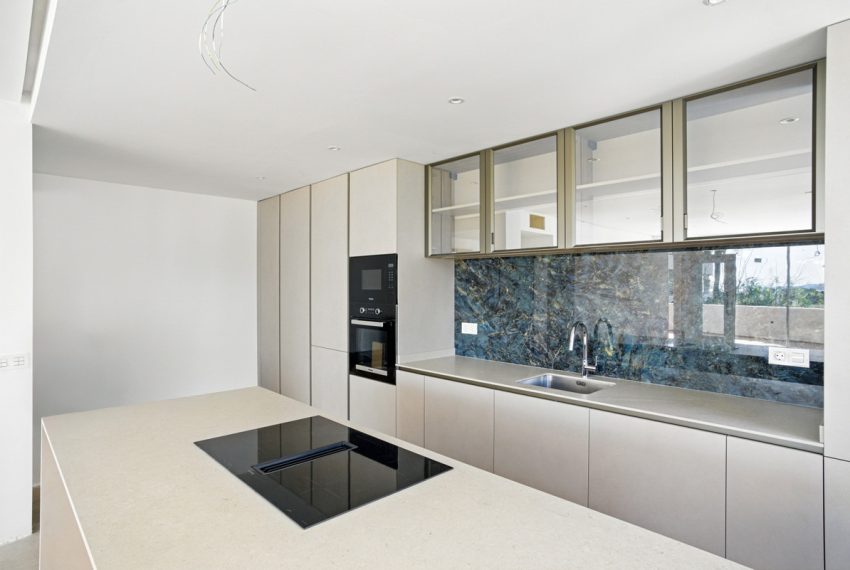 R5018095-Apartment-For-Sale-Nueva-Andalucia-Middle-Floor-2-Beds-101-Built-17