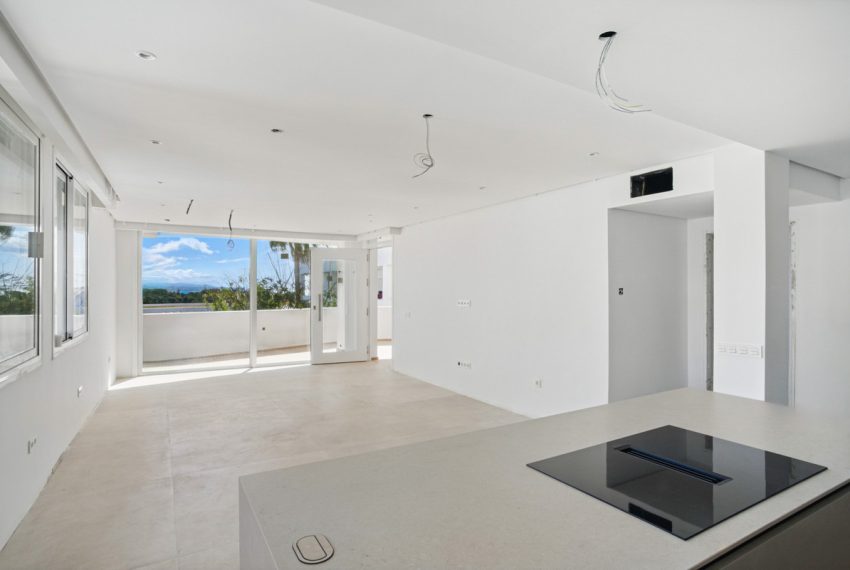 R5018095-Apartment-For-Sale-Nueva-Andalucia-Middle-Floor-2-Beds-101-Built-3