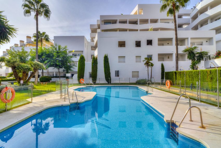 R5018095-Apartment-For-Sale-Nueva-Andalucia-Middle-Floor-2-Beds-101-Built-4