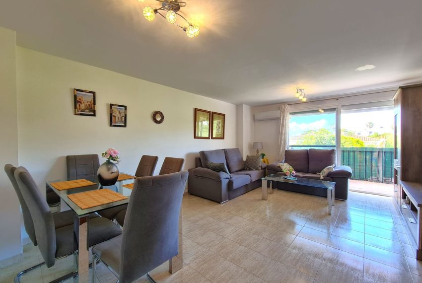 R5018458-Villa-For-Sale-Estepona-Semi-Detached-3-Beds-115-Built-6