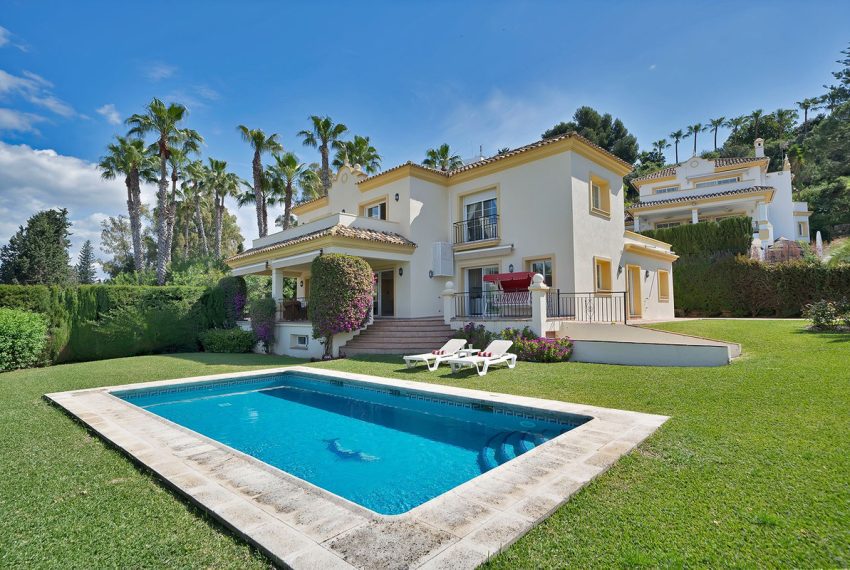R5018464-Villa-For-Sale-El-Paraiso-Detached-4-Beds-501-Built-1