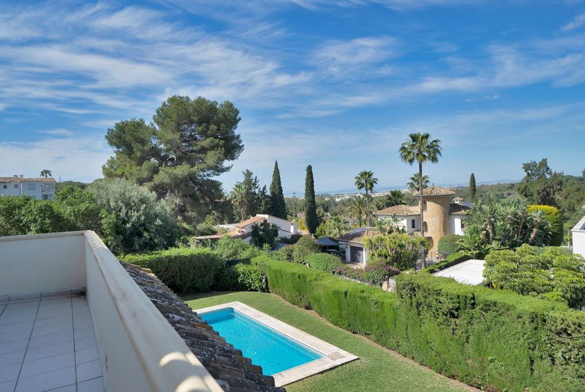 R5018464-Villa-For-Sale-El-Paraiso-Detached-4-Beds-501-Built-16