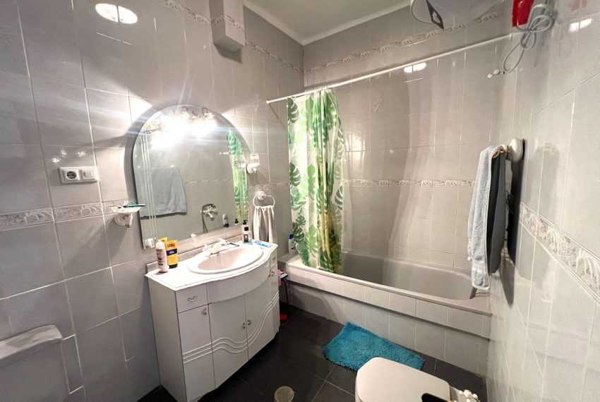 R5018521-Apartment-For-Sale-Coin-Penthouse-3-Beds-145-Built-6
