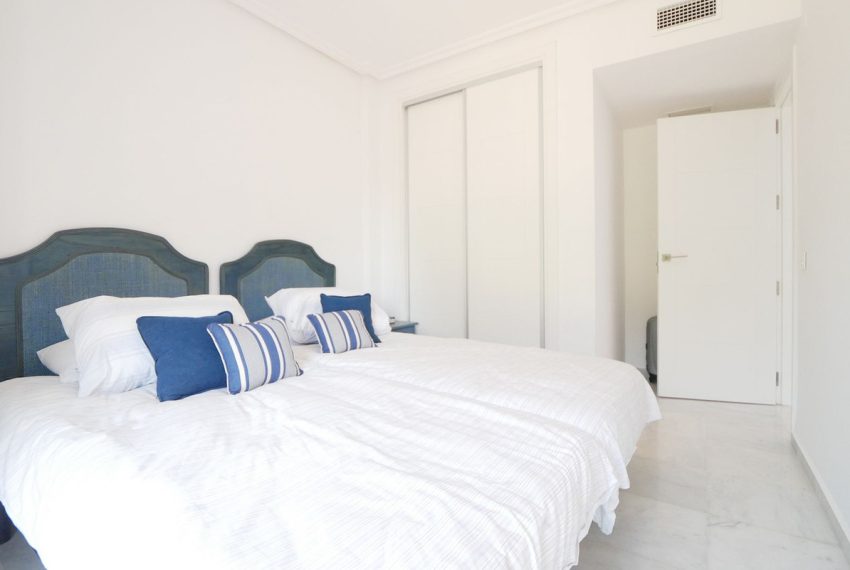 R5018611-Townhouse-For-Sale-Cabopino-Terraced-4-Beds-150-Built-14