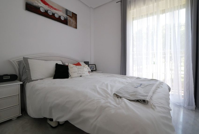 R5018611-Townhouse-For-Sale-Cabopino-Terraced-4-Beds-150-Built-16