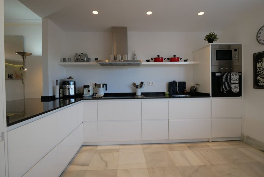 R5018611-Townhouse-For-Sale-Cabopino-Terraced-4-Beds-150-Built-6