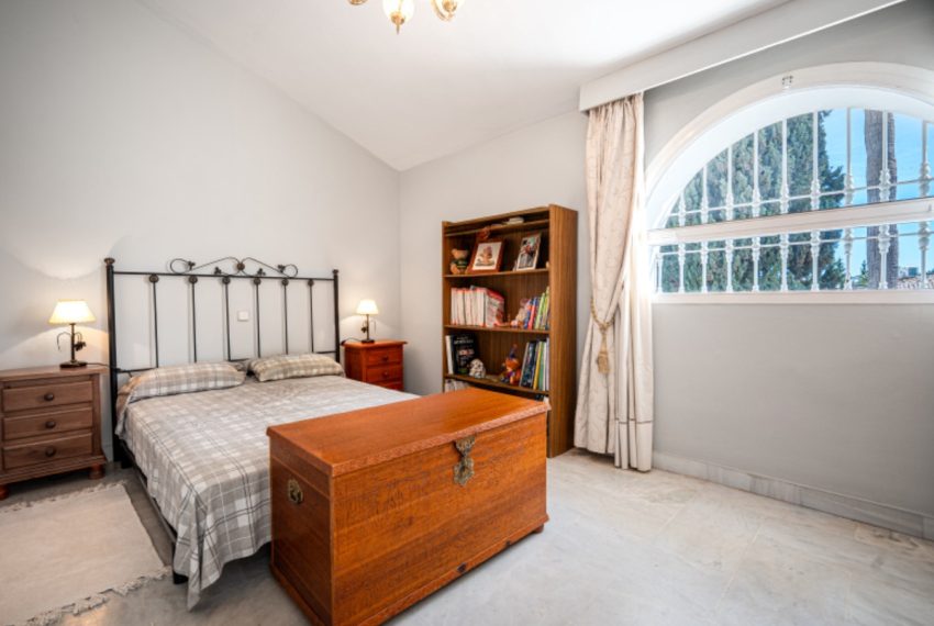 R5018857-Townhouse-For-Sale-Sierra-Blanca-Terraced-3-Beds-169-Built-14