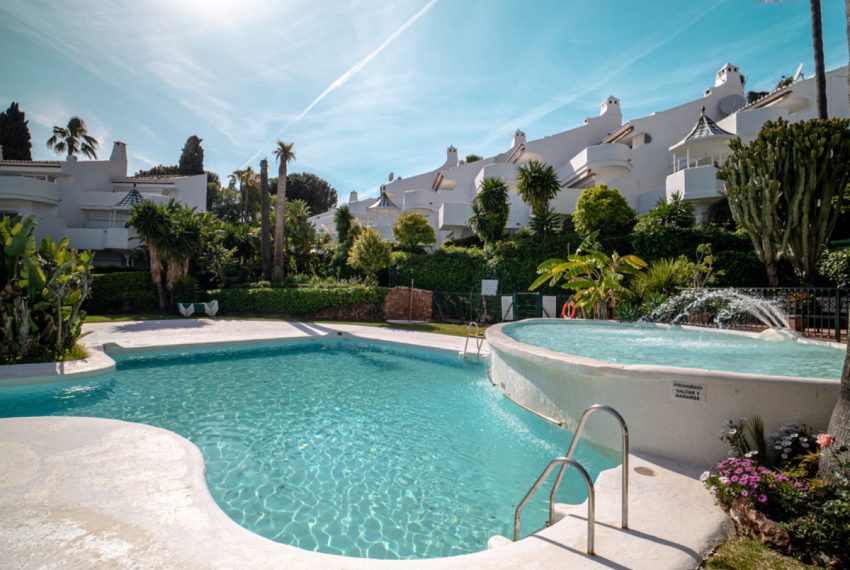R5018857-Townhouse-For-Sale-Sierra-Blanca-Terraced-3-Beds-169-Built-15