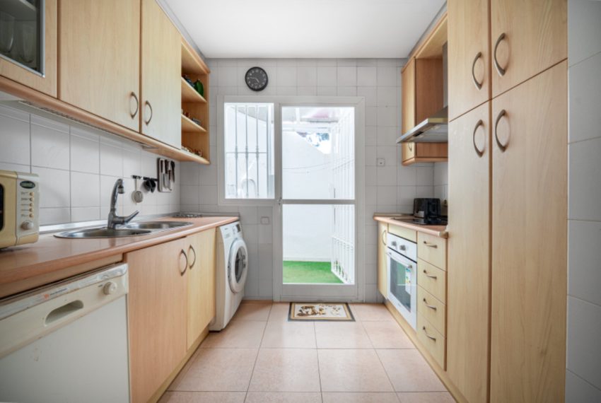 R5018857-Townhouse-For-Sale-Sierra-Blanca-Terraced-3-Beds-169-Built-8