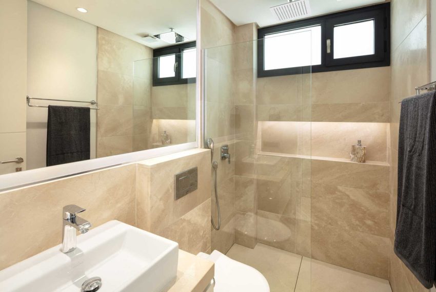 R5018980-Villa-For-Sale-Nueva-Andalucia-Detached-5-Beds-486-Built-7