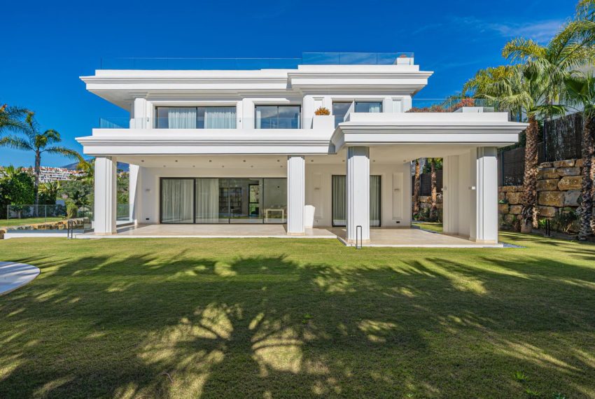 R5019127-Villa-For-Sale-The-Golden-Mile-Detached-6-Beds-547-Built