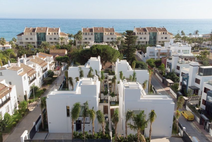 R5019163-Villa-For-Sale-The-Golden-Mile-Detached-4-Beds-414-Built-1