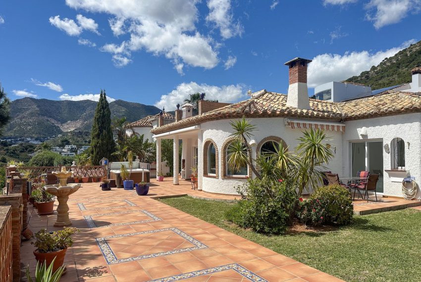 R5019283-Villa-For-Sale-Mijas-Detached-2-Beds-78-Built
