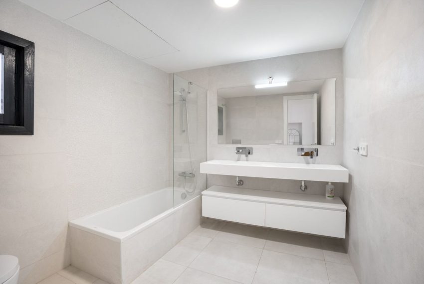 R5019349-Apartment-For-Sale-Puerto-Banus-Middle-Floor-3-Beds-166-Built-8