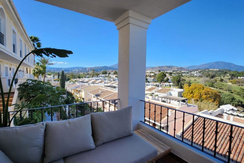 R5019439-Apartment-For-Sale-Nueva-Andalucia-Middle-Floor-2-Beds-85-Built