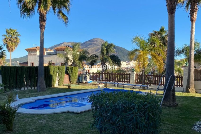 R5019445-Villa-For-Sale-Coin-Semi-Detached-4-Beds-196-Built-2