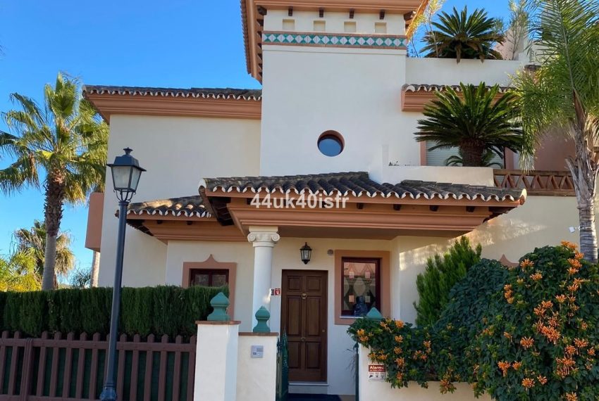R5019445-Villa-For-Sale-Coin-Semi-Detached-4-Beds-196-Built-4