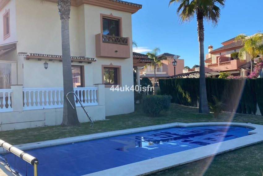 R5019445-Villa-For-Sale-Coin-Semi-Detached-4-Beds-196-Built