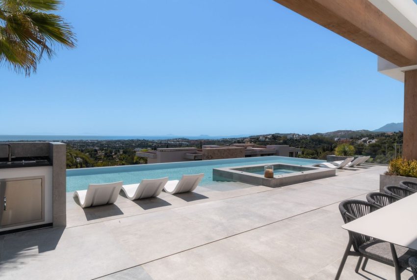R5019517-Villa-For-Sale-La-Quinta-Detached-6-Beds-934-Built-17