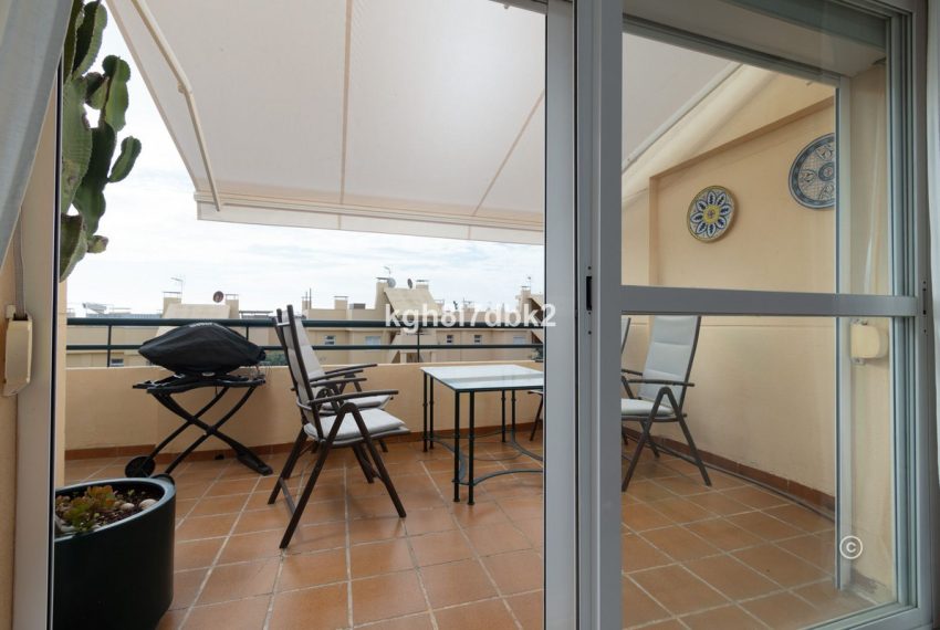 R5019592-Apartment-For-Sale-Calahonda-Penthouse-2-Beds-78-Built-17