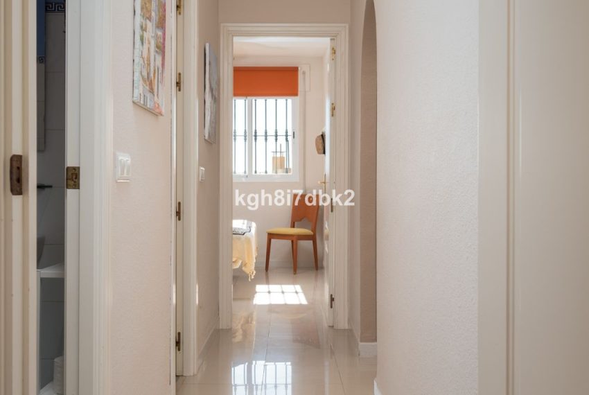 R5019592-Apartment-For-Sale-Calahonda-Penthouse-2-Beds-78-Built-18