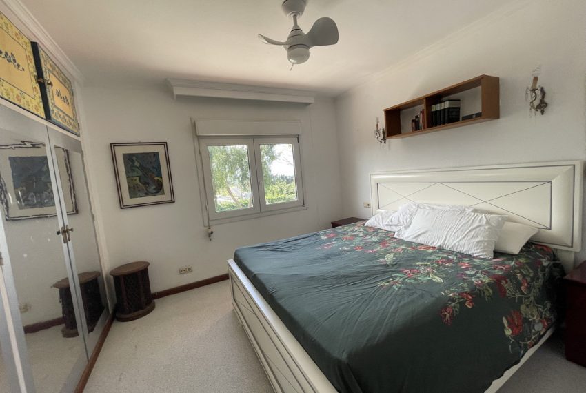 R5019775-Villa-For-Sale-Nueva-Andalucia-Semi-Detached-5-Beds-336-Built-11