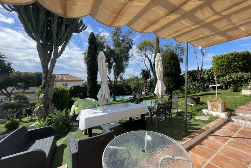 R5019775-Villa-For-Sale-Nueva-Andalucia-Semi-Detached-5-Beds-336-Built-5