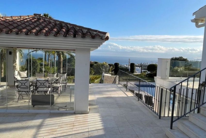 R5019811-Villa-For-Sale-Estepona-Detached-7-Beds-502-Built-3