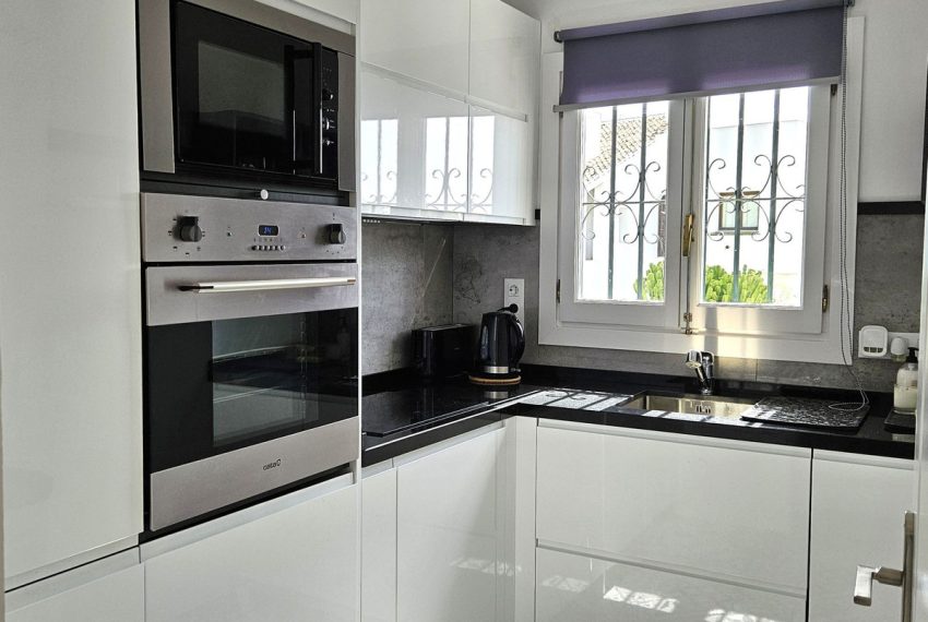 R5020360-Villa-For-Sale-Mijas-Golf-Semi-Detached-2-Beds-78-Built-5
