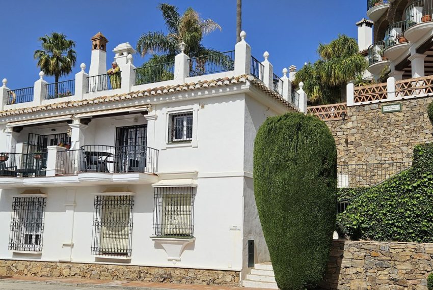 R5020360-Villa-For-Sale-Mijas-Golf-Semi-Detached-2-Beds-78-Built