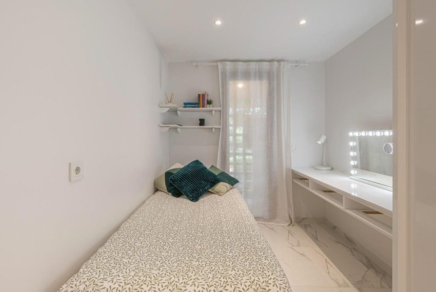 R5020390-Apartment-For-Sale-Nueva-Andalucia-Ground-Floor-3-Beds-114-Built-12