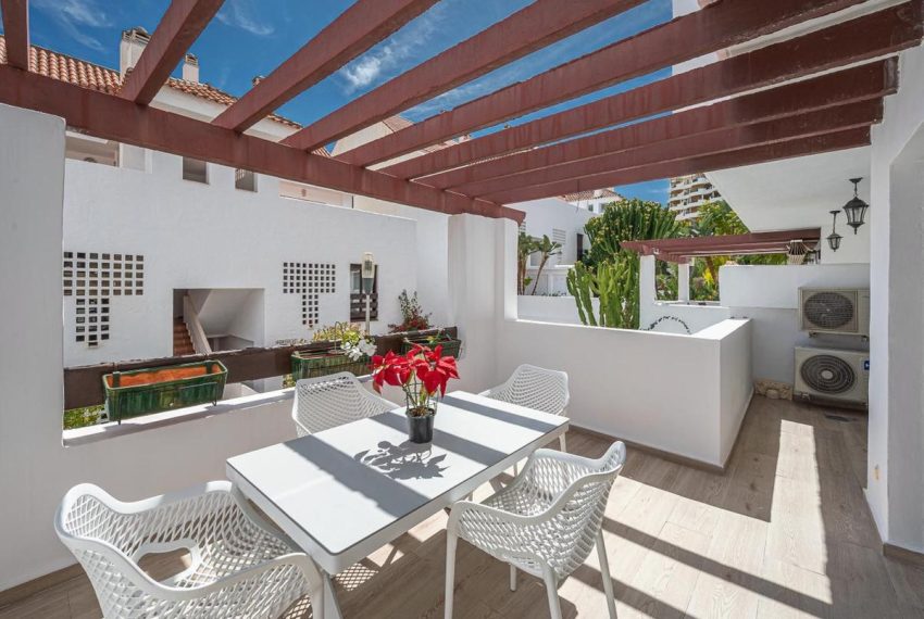 R5020390-Apartment-For-Sale-Nueva-Andalucia-Ground-Floor-3-Beds-114-Built-2