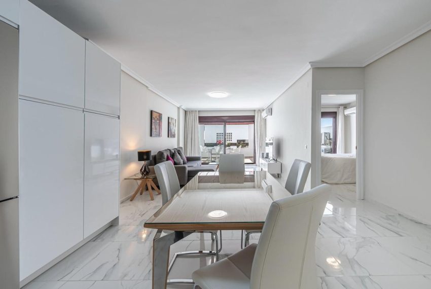 R5020390-Apartment-For-Sale-Nueva-Andalucia-Ground-Floor-3-Beds-114-Built-3