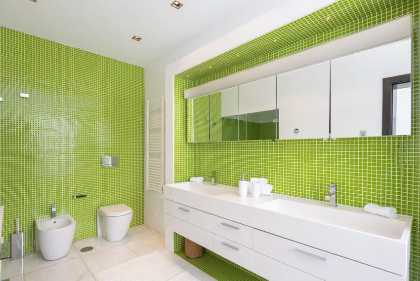 R5020606-Villa-For-Sale-Nueva-Andalucia-Detached-5-Beds-510-Built-7
