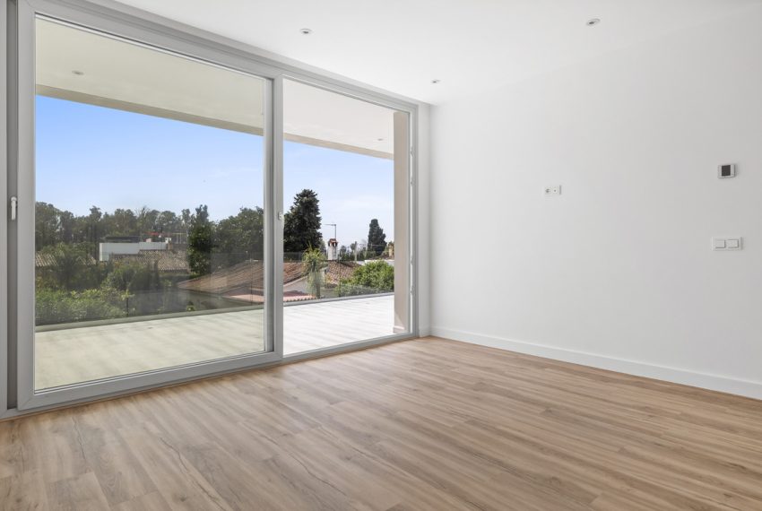 R5020702-Villa-For-Sale-San-Pedro-de-Alcantara-Detached-5-Beds-450-Built-16