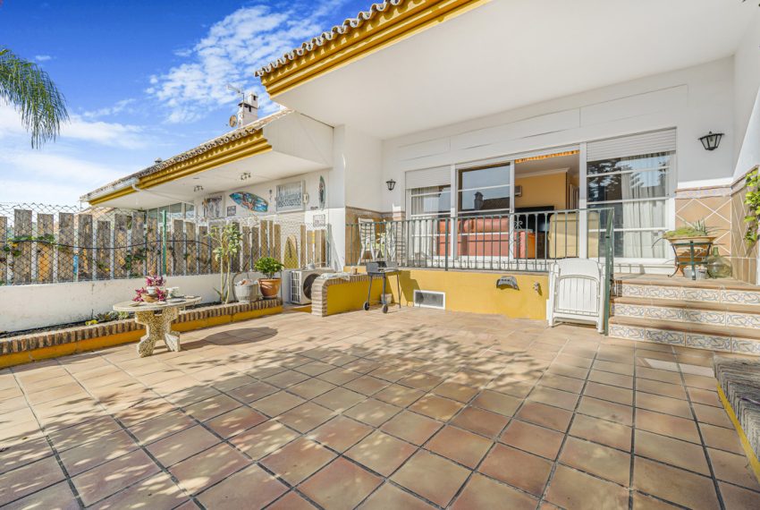 R5020762-Townhouse-For-Sale-Estepona-Terraced-4-Beds-230-Built-16